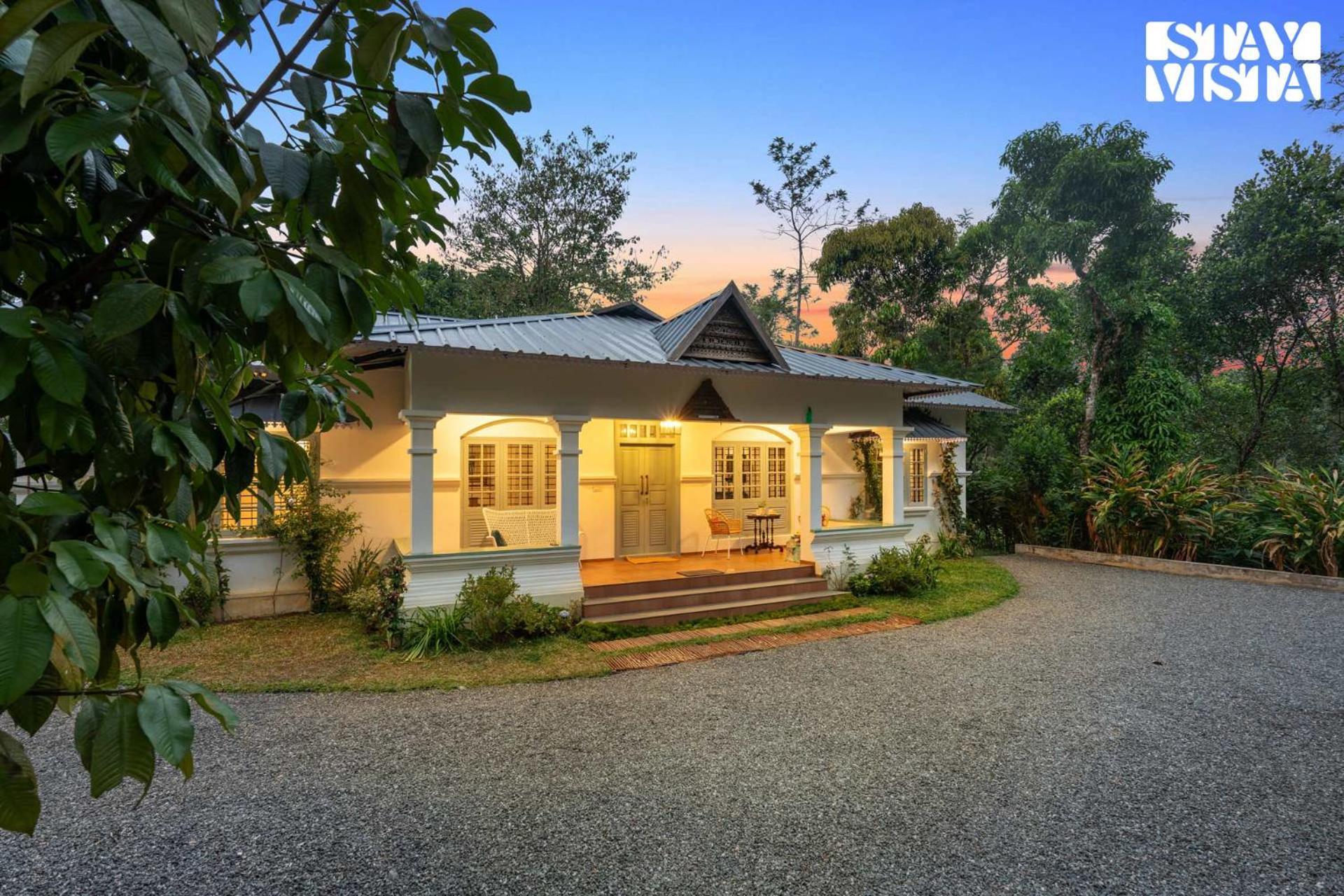 Stayvista At Catherine Cottage With Heater & Board Game Munnar Exterior photo